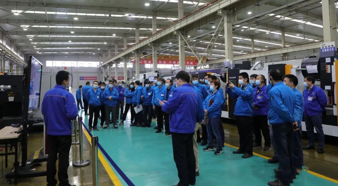 学比赶超 奋勇争先丨俄罗斯·专享会官方网站本部到宝鸡机床发展互换进建