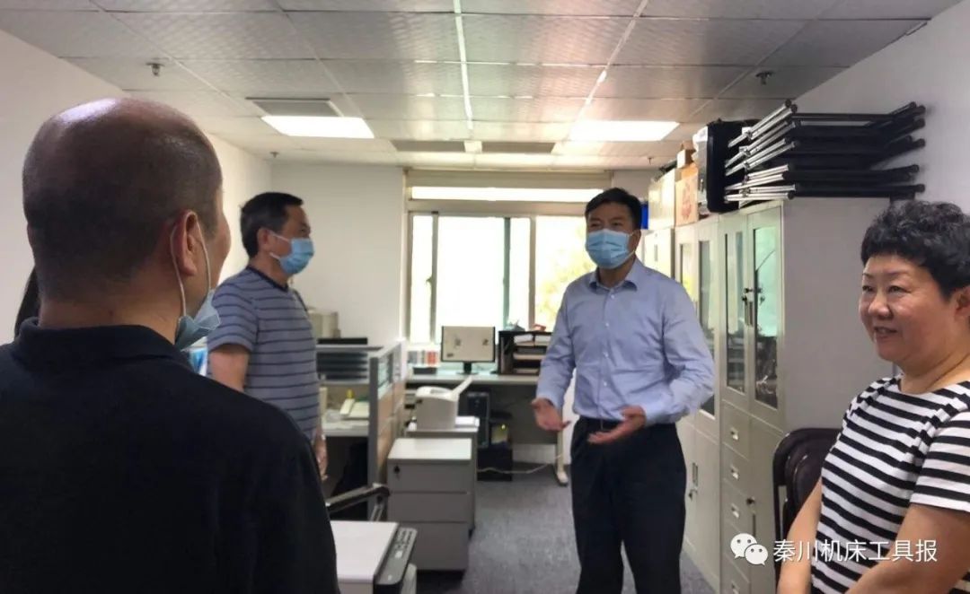 严鉴铂董事长赴秦川集团上海处事处调研