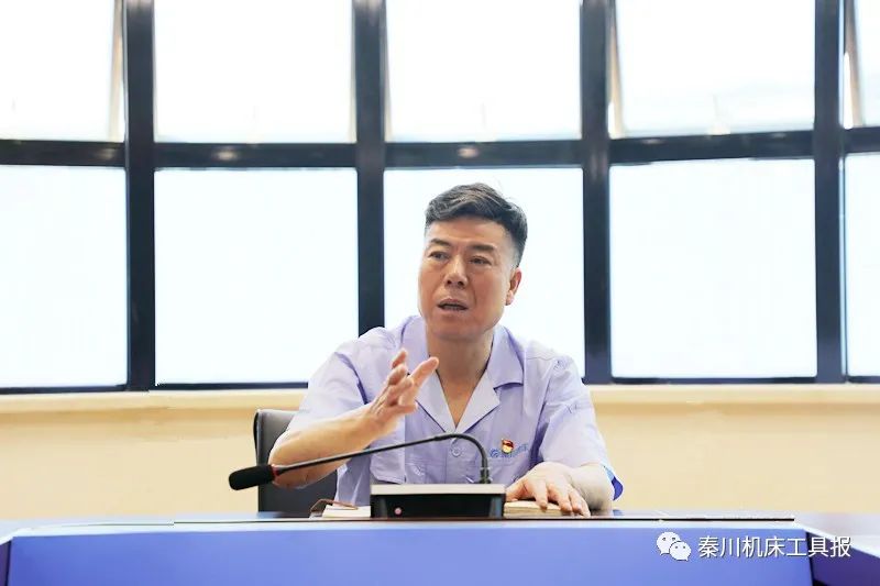 严鉴铂：着眼用户需要 打好产品“组合拳”