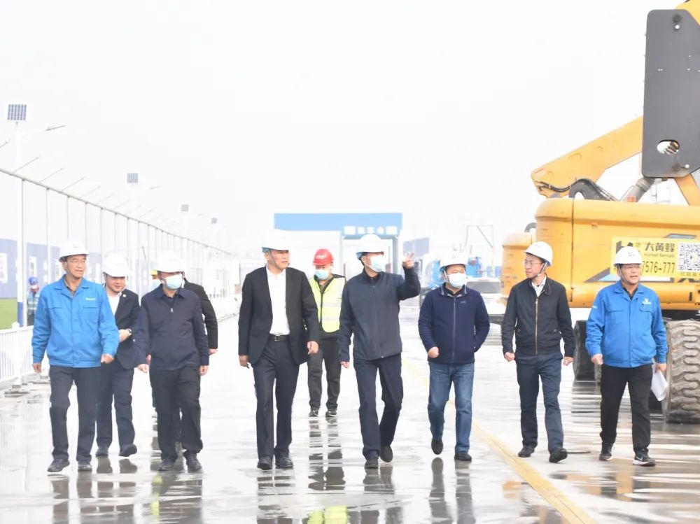 严鉴铂董事长调研秦创原·秦川集团高档工业母机创新基地项目建设情况
